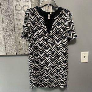 Vneck shortsleeved blouse dress